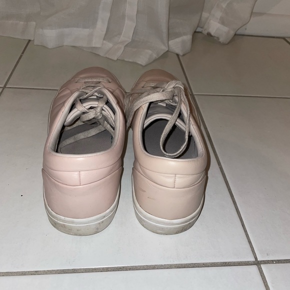 Lacoste Straightset Lace 317 3 Caw 734CAW006015J universal women’s shoes. - Picture 5 of 6